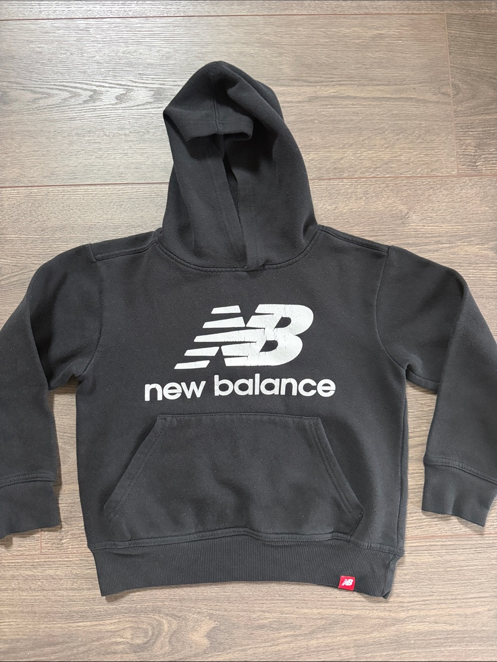 New Balance Boy's Small 8 Black & White Hooded Sweatshirt Pullover Hoodie Sporty